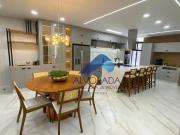 Sobrado com 3 dormitÃ³rios Ã venda, 210 mÂ² por R$...