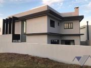 Sobrado com 3 dormitórios à venda, 210 m² por R$...