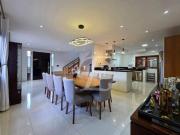 Sobrado à venda | 315m² | 4 dormitórios | 1 suíte | 4...