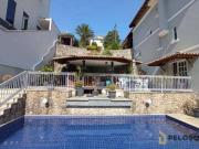 Sobrado à venda | 341m² | piscina | 3 dormitórios | 1...