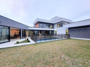 Sobrado com 4 dormitórios à venda, 374 m² por R$...