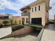 Sobrado à venda | 377m² | 3 suítes | 5 vagas | Palmas do...