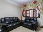 Sobrado à venda, 3 quartos, 1 suíte, 2 vagas, Parque...