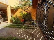 Sobrado à venda 3 Quartos, 2 Suites, 6 Vagas, 780M²,...