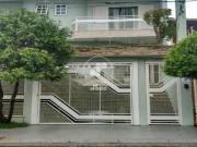 Sobrado à venda, 3 quartos 3 suítes Jardim Stella em...