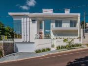 Sobrado com 3 dormitórios à venda, 421 m² por R$...
