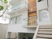 Sobrado com 4 dormitórios à venda, 450 m² por R$...