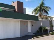 Sobrado com 4 dormitórios à venda, 530 m² por R$...