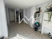 Sobrado à venda, 5 quartos, sendo 2 suítes e piscina, em...