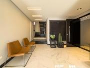Sobrado à venda 650m² 4 dormitórios 2 suítes 6 banheiros...