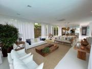 Sobrado à venda, 720 m² por R$ 34.999.910,00 Riviera de...