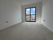 Sobrado à venda com 03 dormitórios no Santa Cândida em...