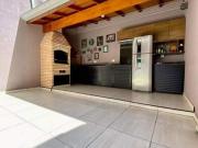 Sobrado á venda com 125m², 4 quartos, 2 vagas no Jardim...