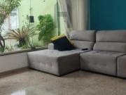 Sobrado à venda com 237 metros. 2 dormitórios sendo 1...