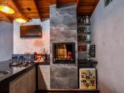 Sobrado à venda com 244m2, 03 quartos e 03 vagas na Vila...