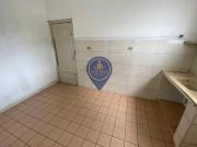 Sobrado à Venda com 2 dormitórios, 1 banheiro, sem vaga...