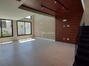 Sobrado à venda com 340 m², 4 quartos suítes Sobrado à venda com 340 m², 4 quartos suítes