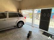 Sobrado a venda com 3 dormitórios no Jardim Paraná em...