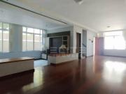 Sobrado à venda com 3 quartos, 450 m² por R$ 2.700.000...