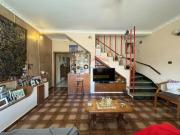 Sobrado à venda com 3 quartos e edícula no Jardim São Paulo