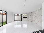 Sobrado à venda com 3 quartos em condomínio fechado no...