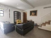 Sobrado à venda com 3 quartos no bairro Nova Itanhaém... Sobrado à venda com 3 quartos no bairro Nova Itanhaém...