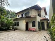 Sobrado à venda com 4 quartos e 4 vagas para auto Vila...