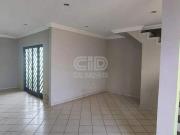 Sobrado á Venda com 4 quartos no bairro CPA I