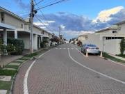 Sobrado a venda, Condominio Palm Village, Cuiabá