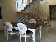 Sobrado à venda de 600m² | 05 dormitórios, sendo 04...