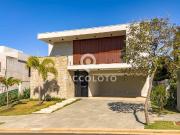 Sobrado à venda e para alugar em Campinas, Alphaville...