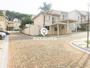 Sobrado à venda e para alugar em Campinas, Sítios de...