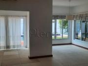 Sobrado à venda e para alugar em Campinas, Sítios de...