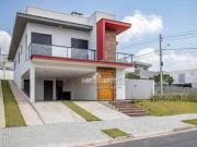 Sobrado à venda em Atibaia