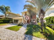 Sobrado à venda em Campinas, Alphaville Dom Pedro, com 4...