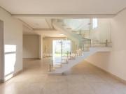 Sobrado à venda em Campinas, Parque da Hípica, com 3...