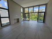 Sobrado à venda em Campinas, Residencial Jatibela, com 4...