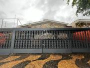 Sobrado à venda em Campinas, São Bernardo, com 4...