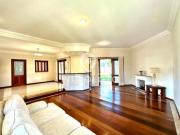 Sobrado à venda em Campinas, Tijuco das Telhas, com 3...