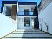 Sobrado à venda em Caraguatatuba, Jardim Porto Novo, com...