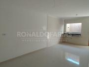 Sobrado a venda em condominio fechado com 03 dormitorios...