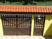 Sobrado à Venda em condominio fechado na Praia Grande...