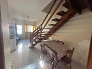 Sobrado a venda em condomínio fechado no centro de Mongaguá