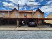 Sobrado à venda em Curitiba PR, bairro Uberaba: 3...