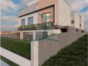 Sobrado à venda em Curitiba PR, Xaxim: 3 quartos, 1...