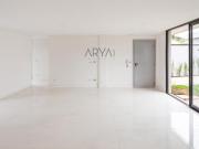 Sobrado à venda em Santa Felicidade ARYA1