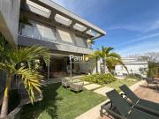 Sobrado à venda em Santana de Parnaíba, Tamboré 2, com 6...