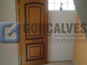 Sobrado à venda em Santo André Campestre – 3 quartos, 5...