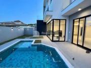 Sobrado à venda em Taubaté, Piracangaguá, com 5 suítes,...