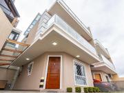 Sobrado à venda em Uberaba Curitiba PR